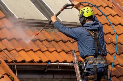 Démoussage et hydrofuge de toiture à Conteville